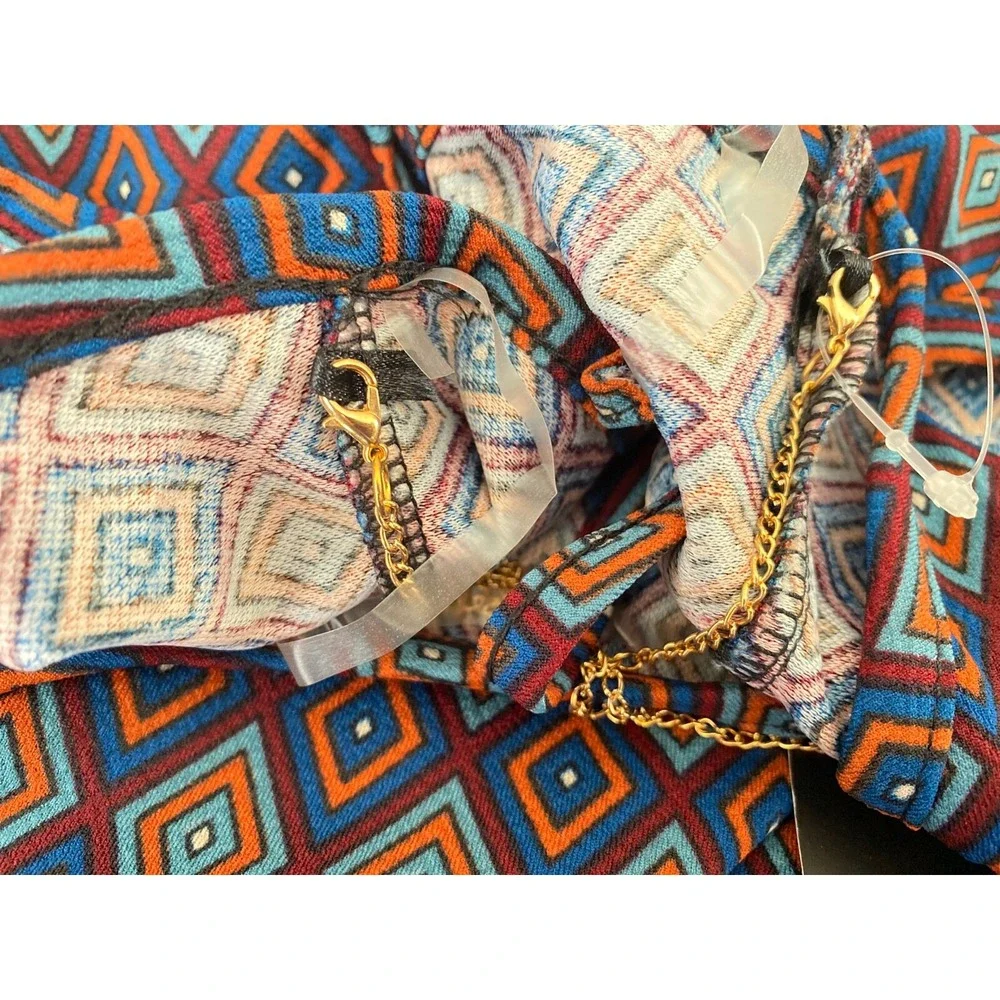 Goddess Cold-Shoulder Sz 3X Top Blouse Attached Necklace Stretch Hem Maroon/Blue - Picture 8 of 8